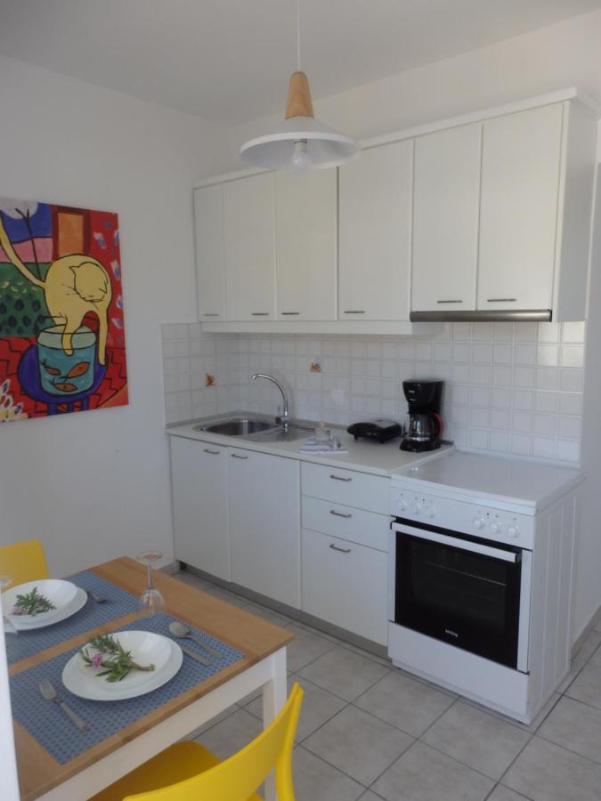 Coastal Apartment Christina 2 Макригиалос Экстерьер фото
